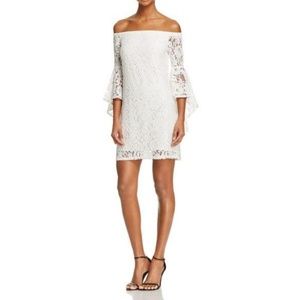 Bloggers fav | Wayf Off-The-Shoulder Dress